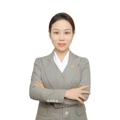 王鈺菲，服裝系導(dǎo)師