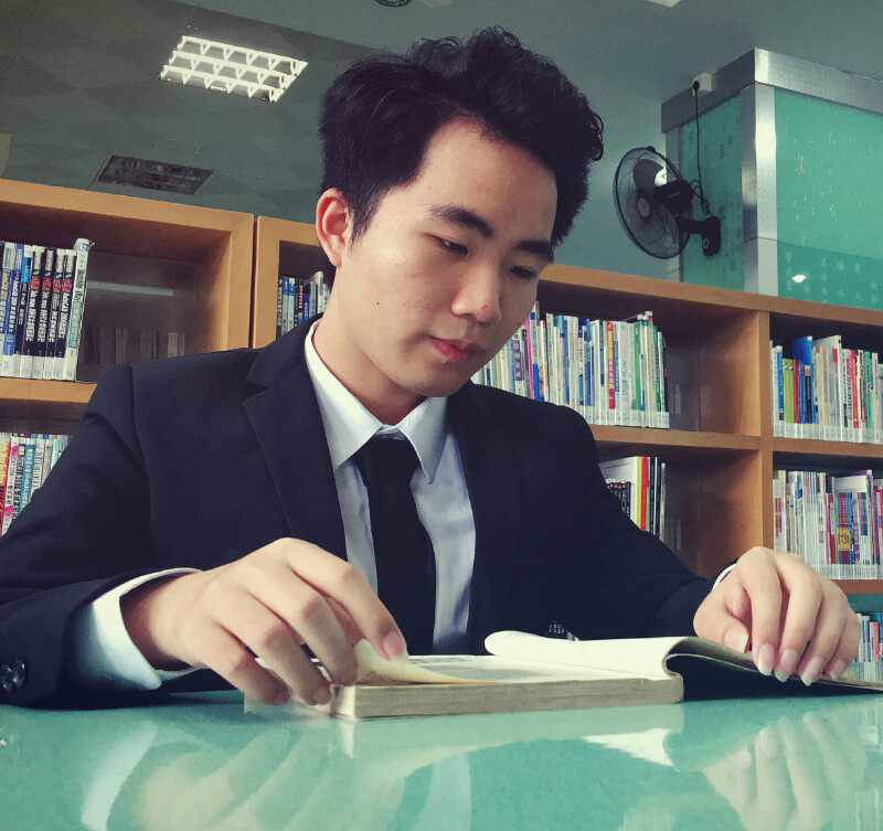 秦山輝，室內設計專業(yè)畢業(yè)
